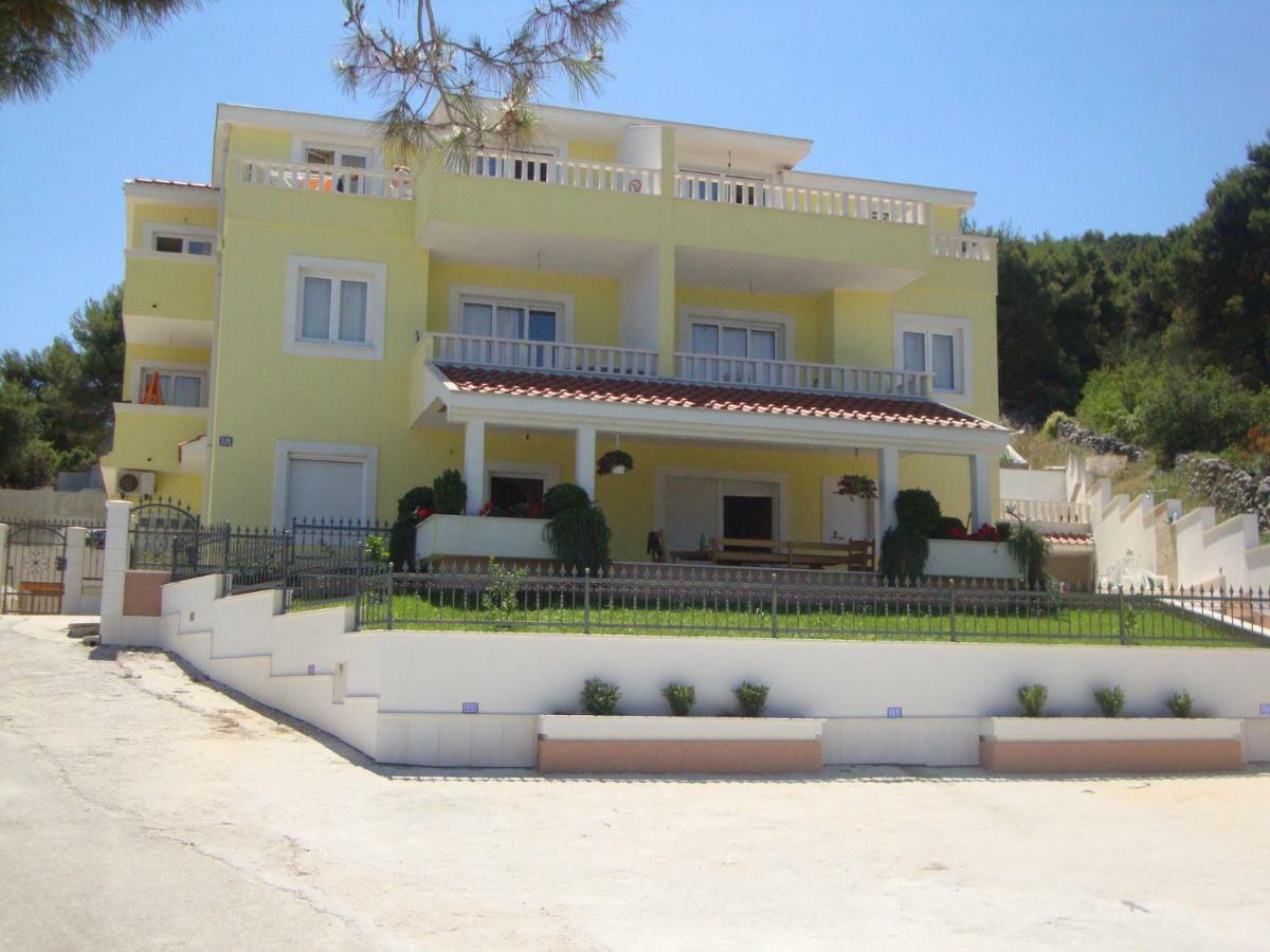 Vila Ana Mirela Slatine Ngoại thất bức ảnh
